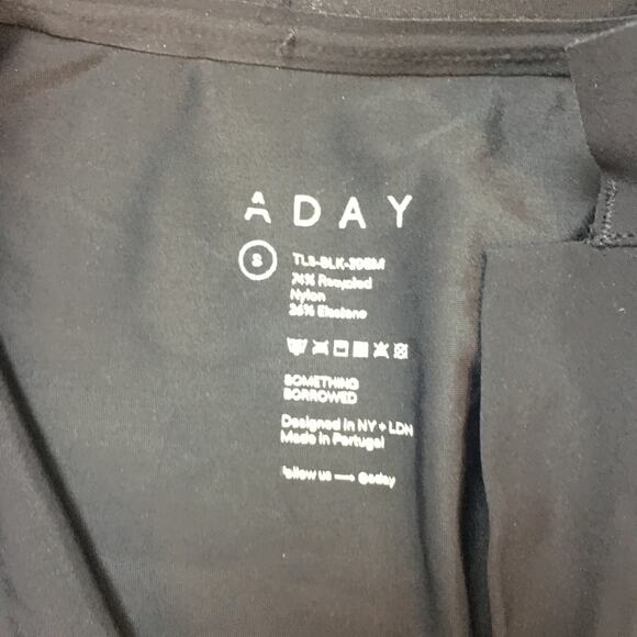 ADAY Something Borrowed Shirt Women's Size S Black Button Up Minimalist Classic - Picture 3 of 7